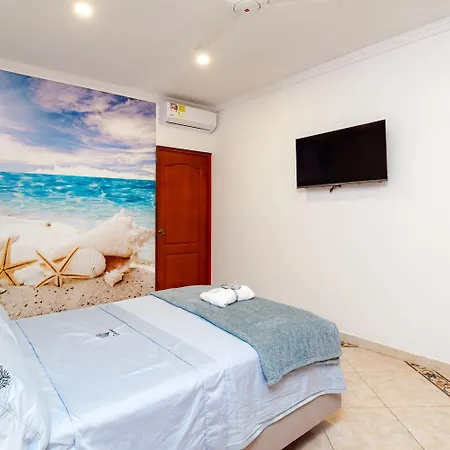 Habitación en casa particular Cerca Al Mar & Aeropuerto By Bb